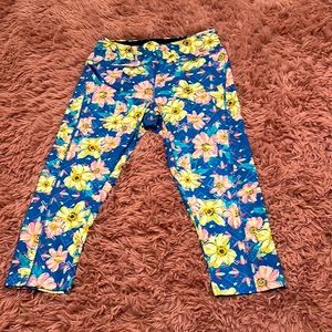 LuLaRoe Jade Capri workout leggings